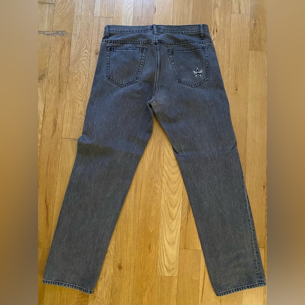 Supreme Jeans - Picture 2 of 4